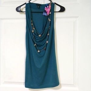 FANG Sleeveless Sz Medium Green Top with  Necklace NWT